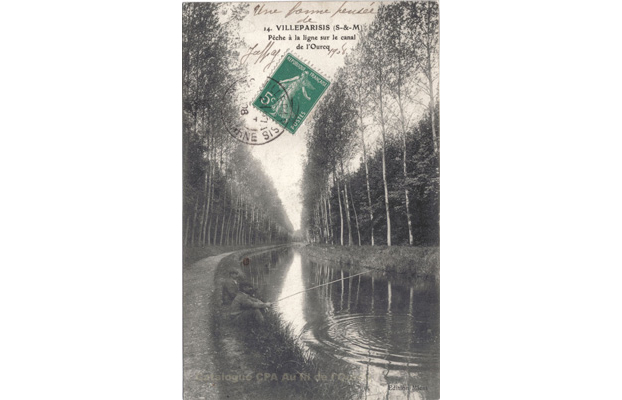 14. VILLEPARISIS (S-et-M) Pêche à la ligne sur le Canal de l'Ourcq
